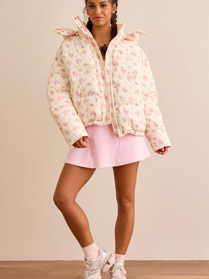 Frosted Wishes Floral Puffer Jacket - TULLABEE