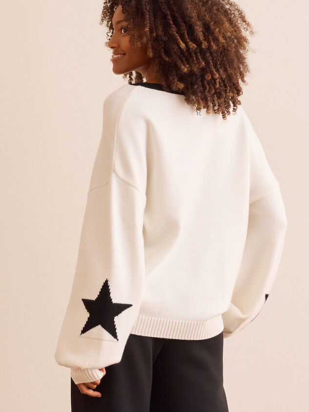 New York 9 Graphic Knit Sweater Detail 5 - TULLABEE