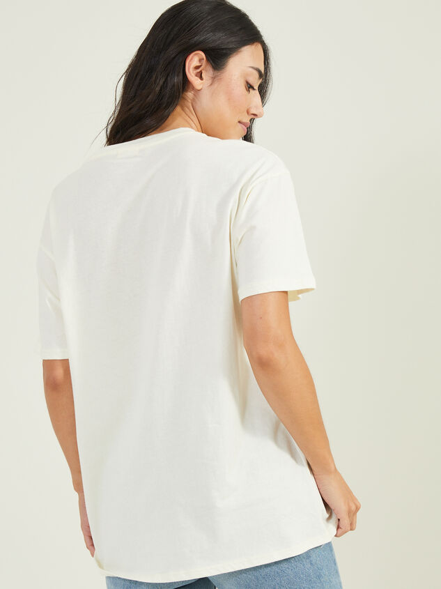 Pink Mama Graphic Tee Detail 4 - TULLABEE