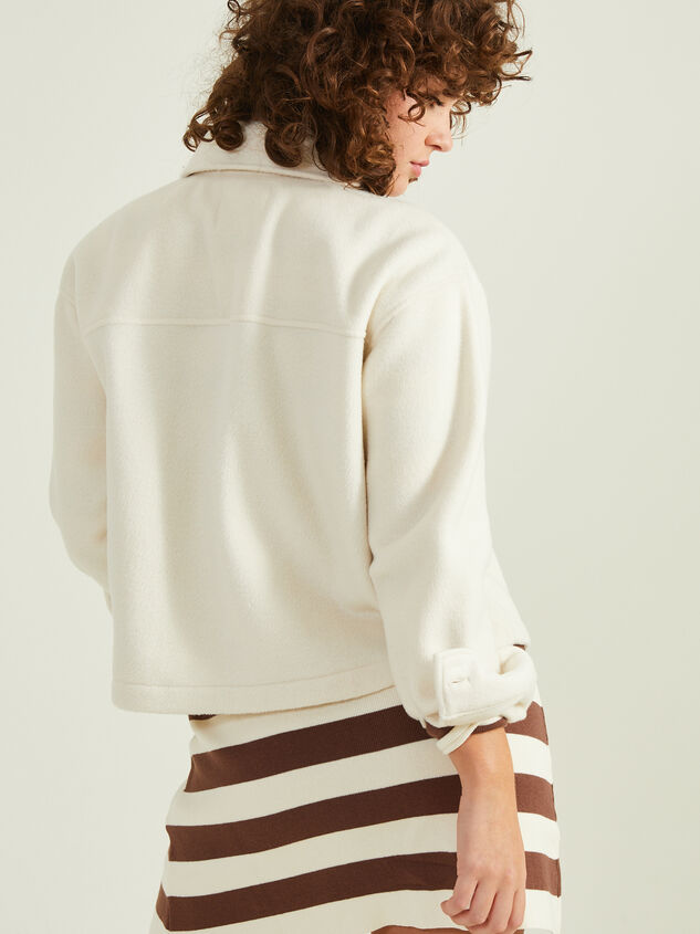 Asha Fleece Jacket Detail 3 - TULLABEE
