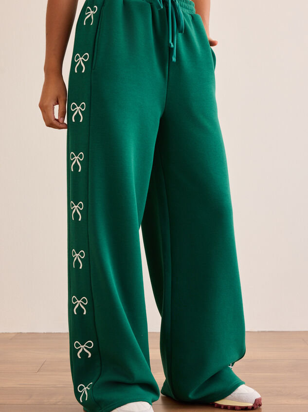 Sweet Bow Straight Leg Pant Detail 2 - TULLABEE