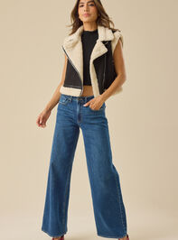 Tilly Sherpa Vest Detail 2 - TULLABEE