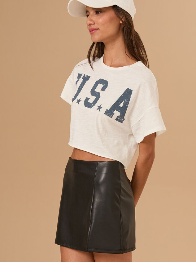 USA Cropped Graphic Tee Detail 3 - TULLABEE