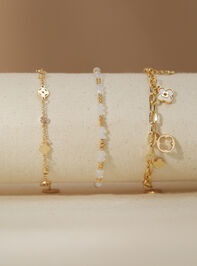 Golden Glow Clover Set Detail 2 - TULLABEE