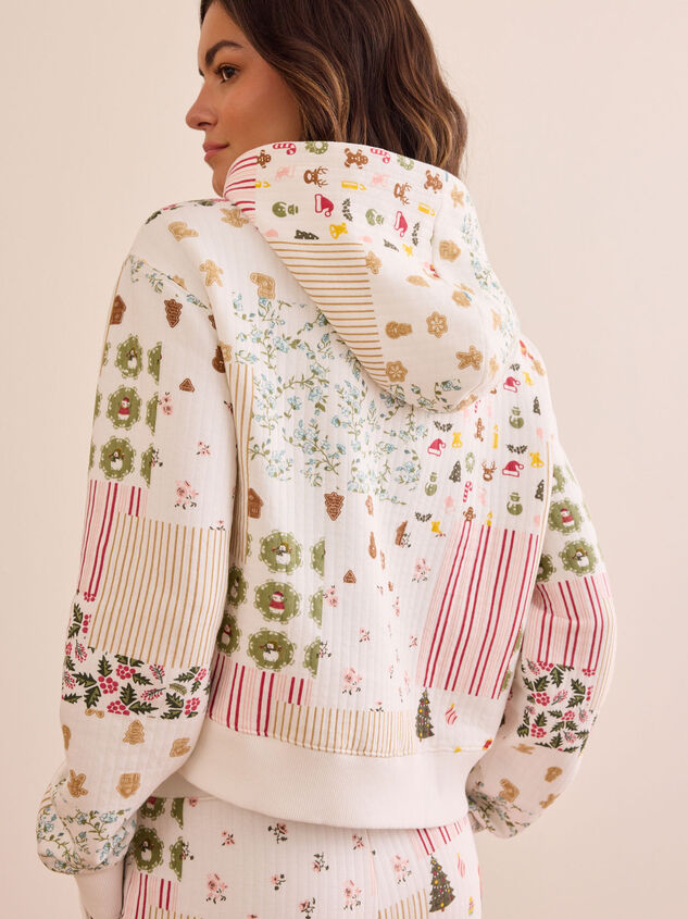 Christmas Patchwork Hoodie Detail 4 - TULLABEE