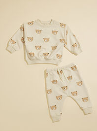 Teddy Bear Sweatshirt by Quincy Mae Detail 4 - TULLABEE