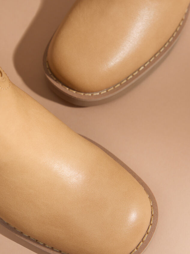 Lyla Boots Detail 3 - TULLABEE