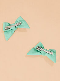 Creme De Menth Bow Clip Detail 3 - TULLABEE