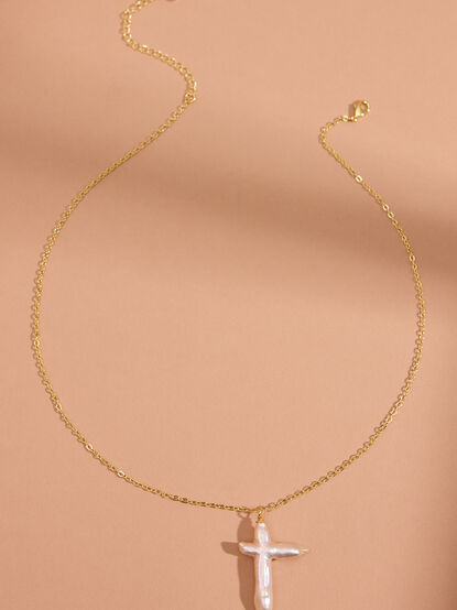 Pearl Promise Cross Necklace - TULLABEE