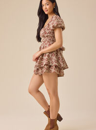 Penelope Puff Sleeve Romper Detail 5 - TULLABEE