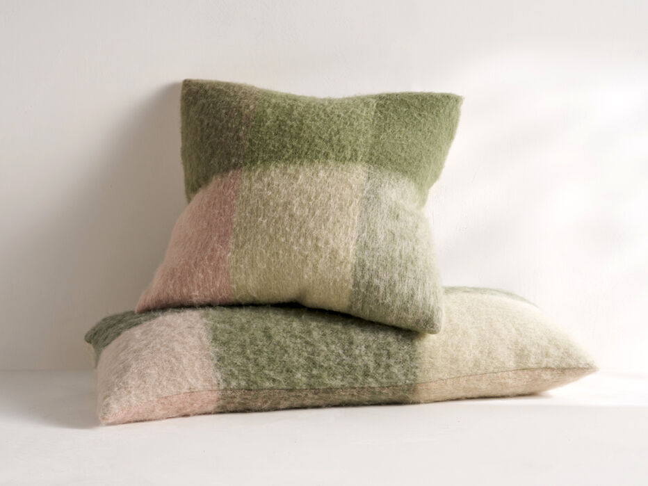 Pansy Pillow - TULLABEE - 