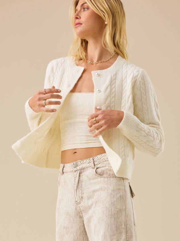 Harlow Pearl Button Cardigan Detail 5 - TULLABEE