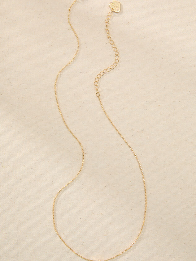 18K Gold Dainty Star Necklace Detail 2 - TULLABEE
