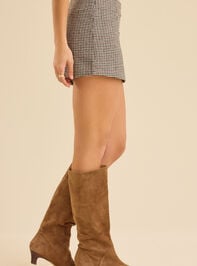 Maddy Houndstooth Mini Skirt Detail 4 - TULLABEE