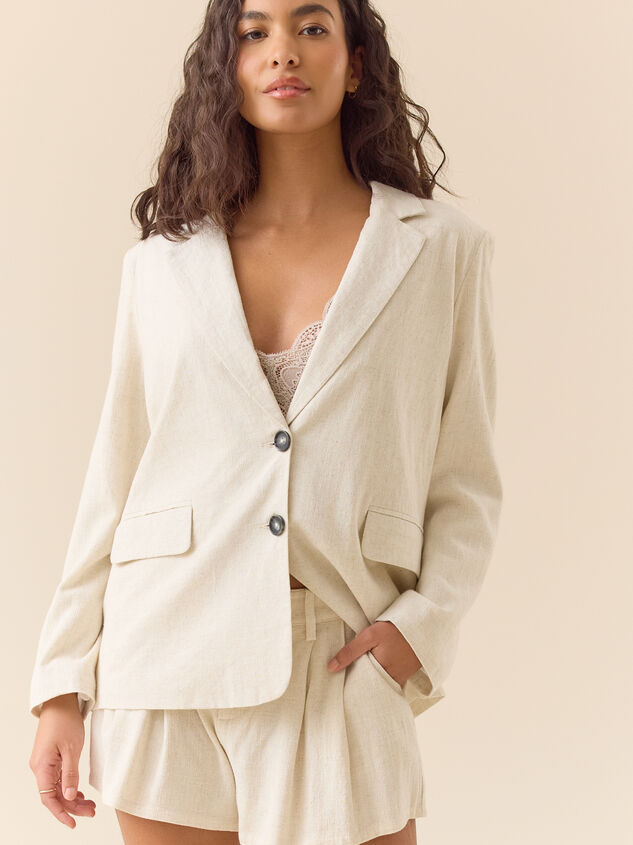 Laila Double Pocket Blazer Detail 3 - TULLABEE