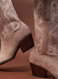 Amaya Western Boots Detail 3 - TULLABEE