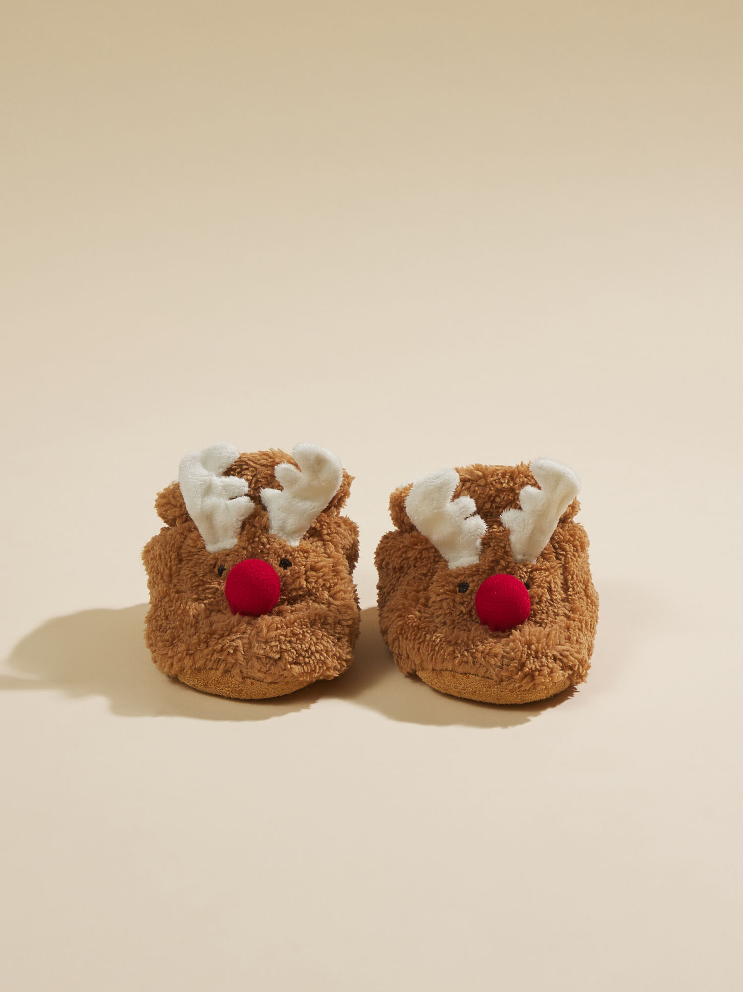 Light up reindeer discount slippers