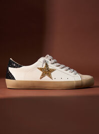 Pamela Star Sneakers Detail 2 - TULLABEE