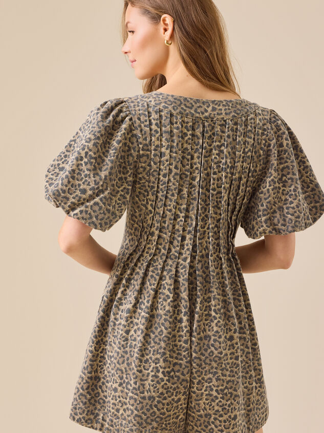 Evie Puff Sleeve Denim Romper Detail 4 - TULLABEE