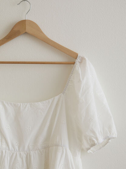 Meara Eyelet Bow Dress - TULLABEE