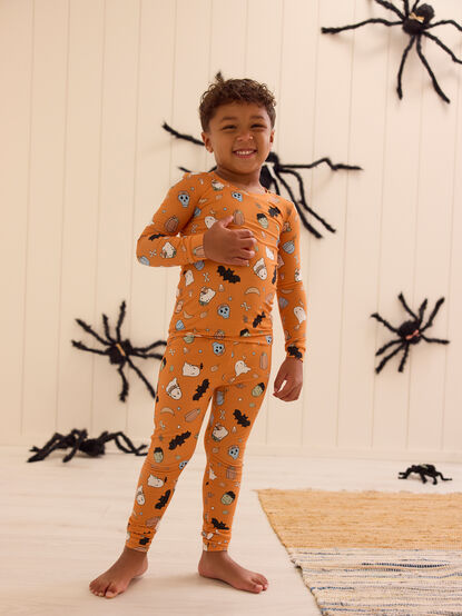 Spooky Season Lounge Set - TULLABEE