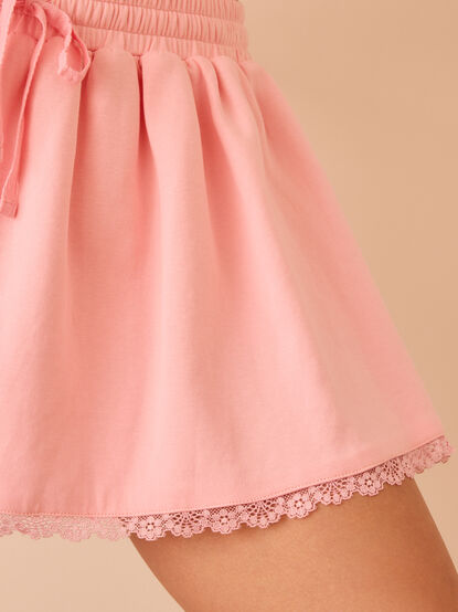 Kick Back Lace Skort - TULLABEE