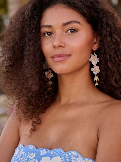 Serenity Blossom Earrings - TULLABEE