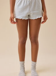 Calypso Ruffle Hem Stripe Short Detail 3 - TULLABEE