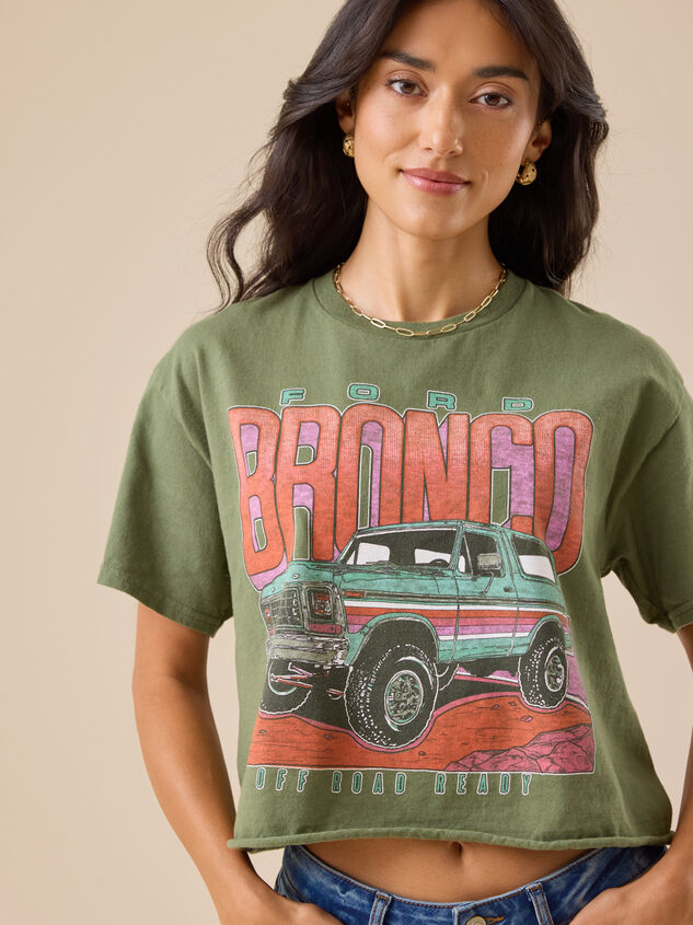 Ford Bronco Retro Cropped Tee Detail 3 - TULLABEE