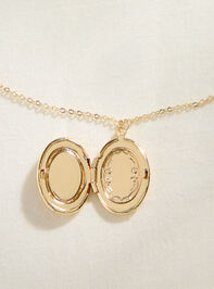 Dried Flower Locket Necklace Detail 4 - TULLABEE