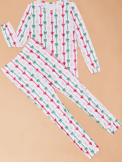 Merry & Bright Lounge Set - TULLABEE