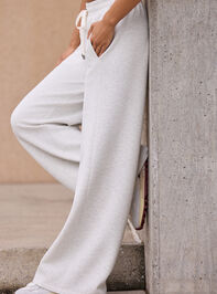 Supersoft Wide Leg Pants Detail 4 - TULLABEE