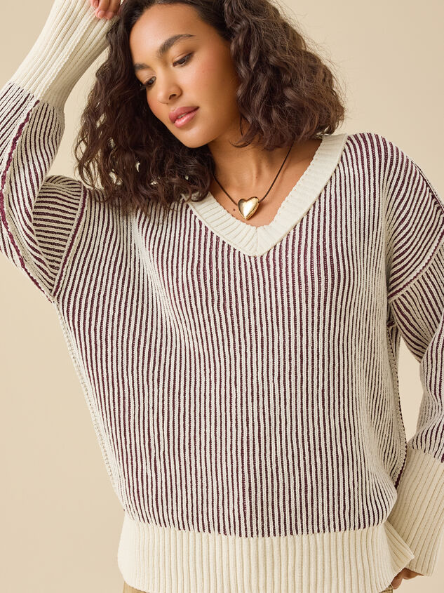 Arya Matte Chenille V-Neck Sweater - TULLABEE