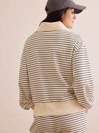 Stride Quarter Zip Pullover Detail 5 - TULLABEE