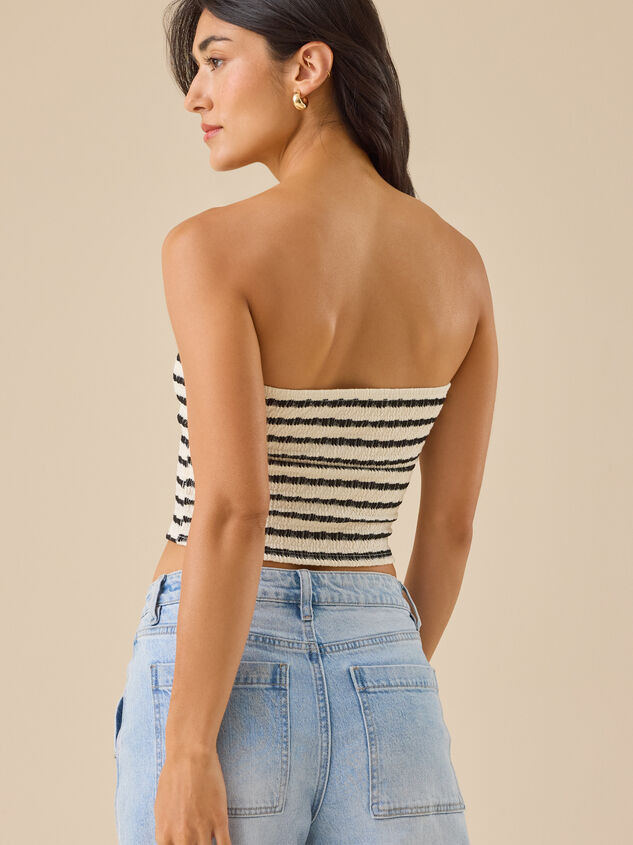Kimmy Twist Front Tube Top Detail 6 - TULLABEE