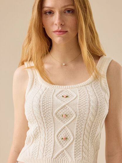 Gardenia Cable Knit Rosette Tank - TULLABEE