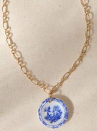 Toile Pendant Necklace - TULLABEE