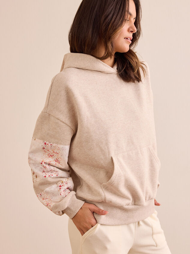 Champ Patchwork Hoodie Detail 4 - TULLABEE