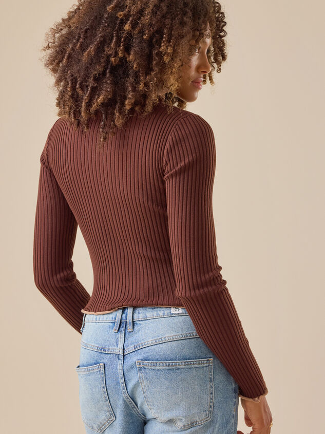 Loren Ribbed Mock-Neck Top Detail 4 - TULLABEE