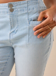 Zoey Striped Flare Jeans Detail 3 - TULLABEE