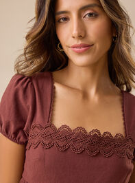 Avery Linen Top Detail 4 - TULLABEE