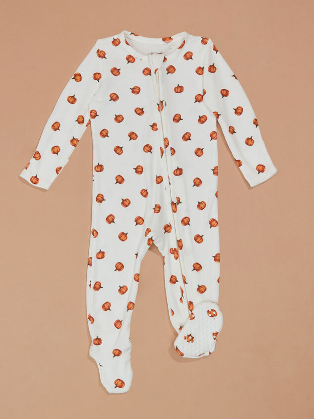 Little Pumpkin Footie Detail 2 - TULLABEE