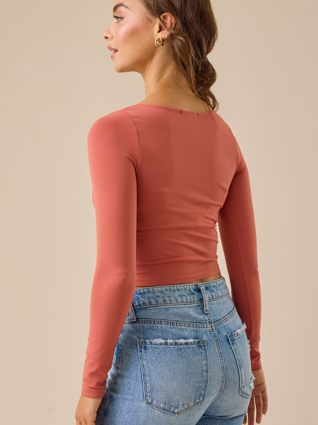 Everyday Seamless Long Sleeve Top Detail 4 - TULLABEE