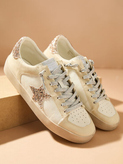 Candace Glitter Sneakers - TULLABEE