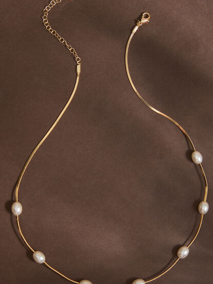 Station Pearl Choker - TULLABEE