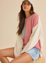 Americana Oversized Sweater Detail 2 - TULLABEE