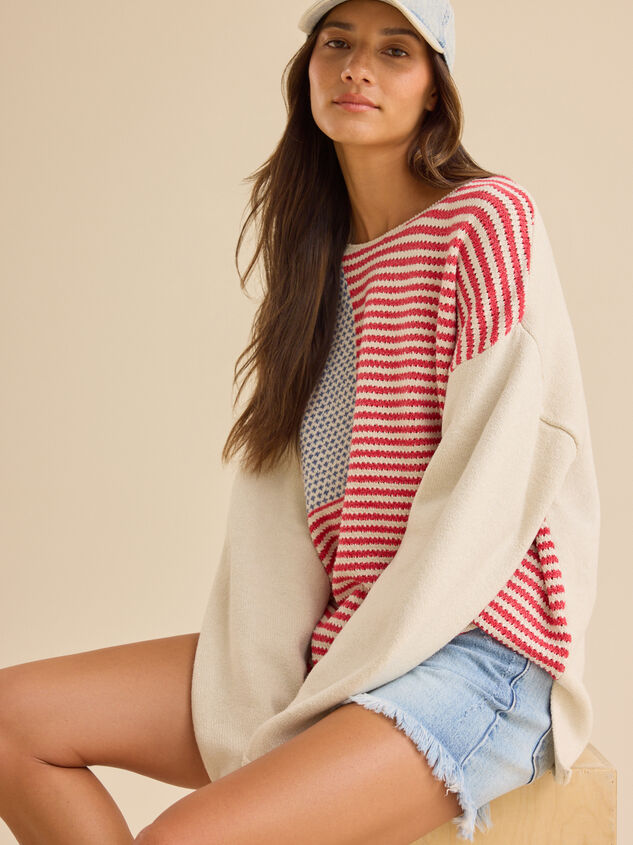 Americana Oversized Sweater Detail 2 - TULLABEE