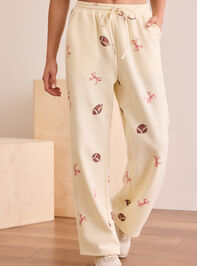Kickoff Wide Leg Pant Detail 3 - TULLABEE