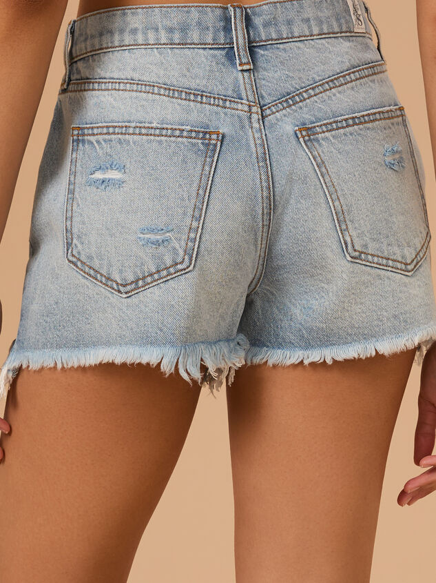 Gillian Distressed Denim Shorts Detail 5 - TULLABEE