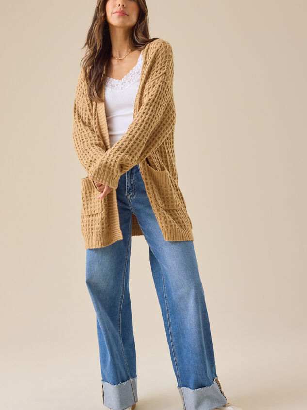 Hadley Oversize Waffle Cardigan Detail 2 - TULLABEE